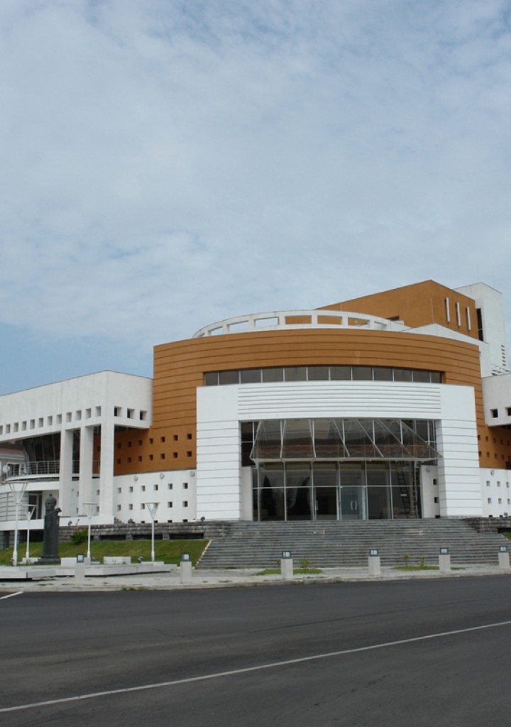 gallery 6