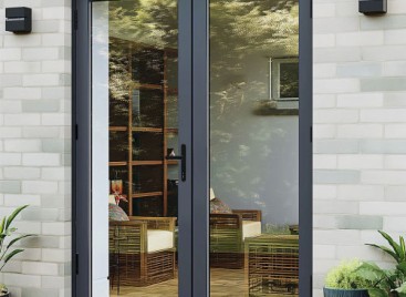 კარი თბოიზოლაციით