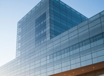 ალუმინის ფასადი ომეგა ჩამკეტით